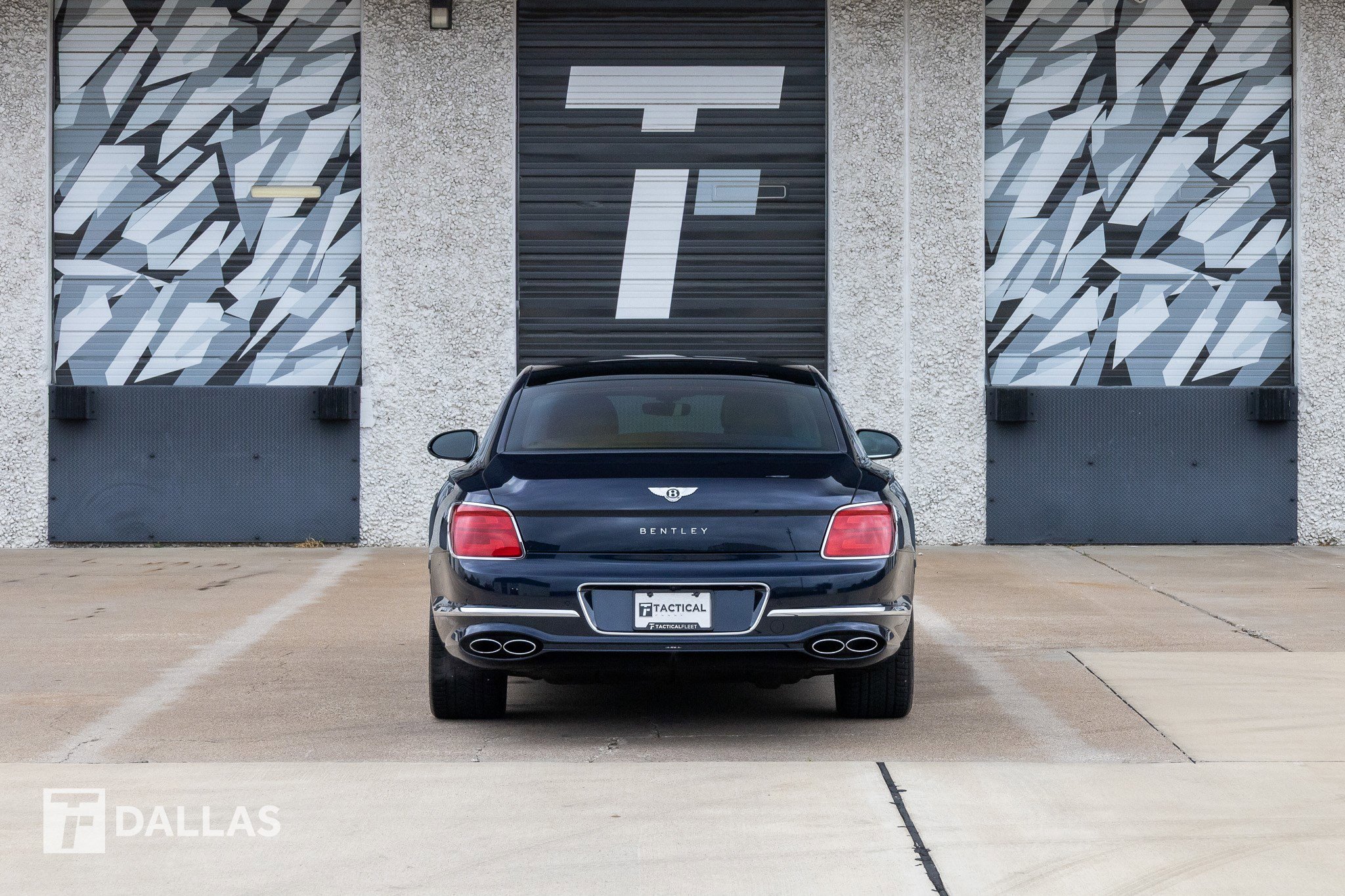 Used 2022 Bentley Flying Spur V8 image 14