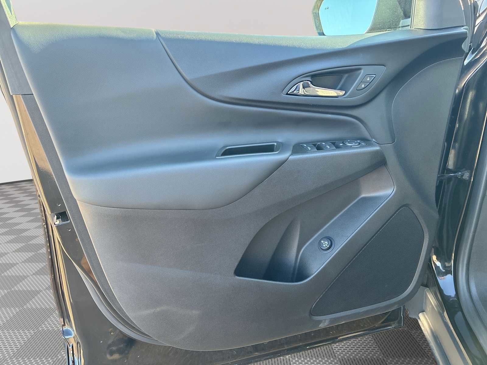 Certified 2024 Chevrolet Equinox LT image 21