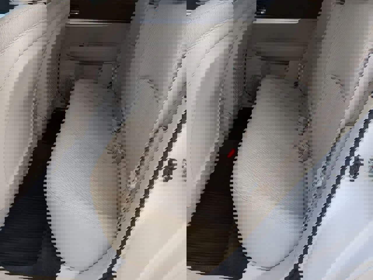 Used 2011 Subaru Outback 2.5i Premium image 18