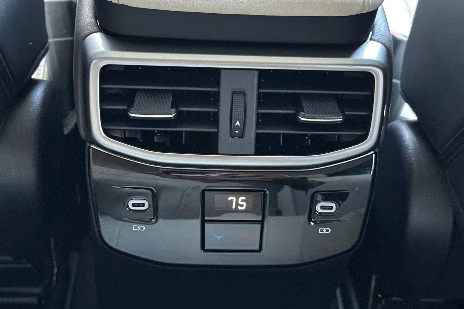 Used 2023 Lexus RX 350 Premium image 16