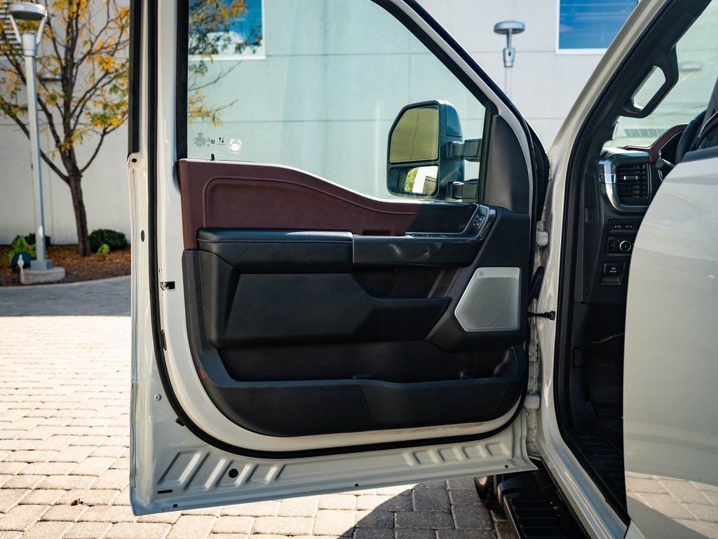 Used 2023 Ford F150 Lariat w/ Equipment Group 502A High image 22