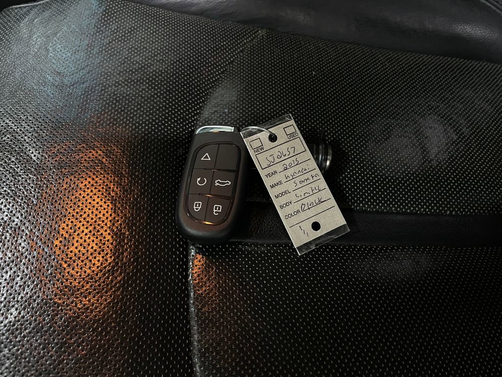 Used 2015 Hyundai Sonata Limited image 34