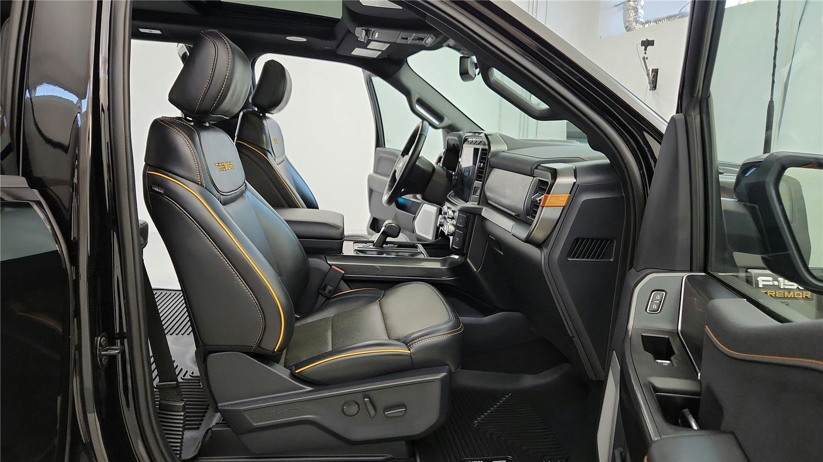 Used 2022 Ford F150 Tremor w/ Equipment Group 402A High image 30