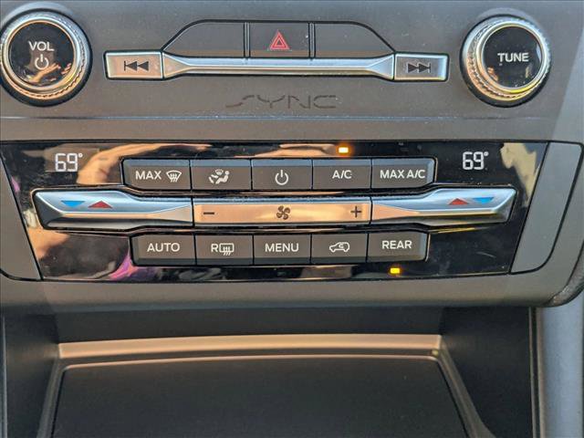 Used 2020 Ford Explorer XLT w/ Equipment Group 202A image 18