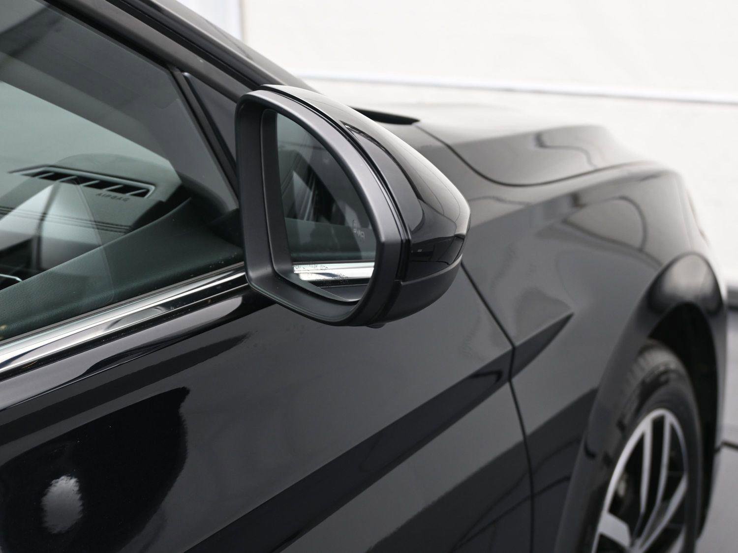 Certified 2025 Volkswagen Jetta SE w/ Sunroof Package image 15