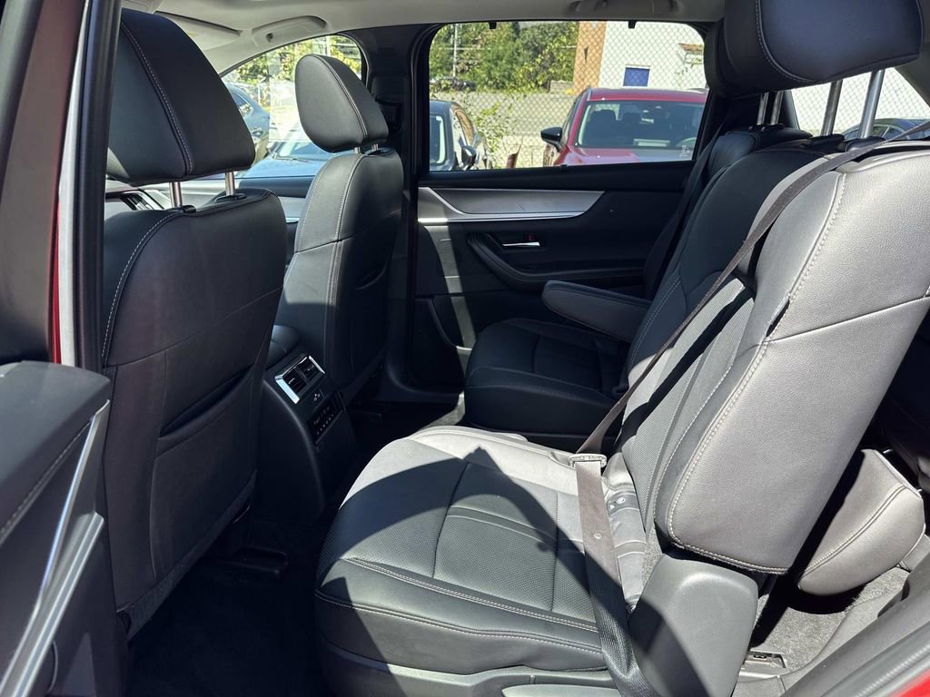 Certified 2024 MAZDA CX-90 3.3 Turbo w/ Preferred Package image 19