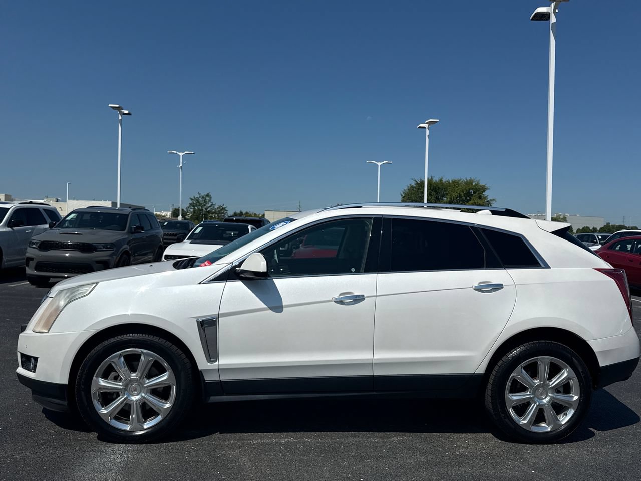 Used 2016 Cadillac SRX Premium w/ LPO, Touring Package AWD/4WD image 6