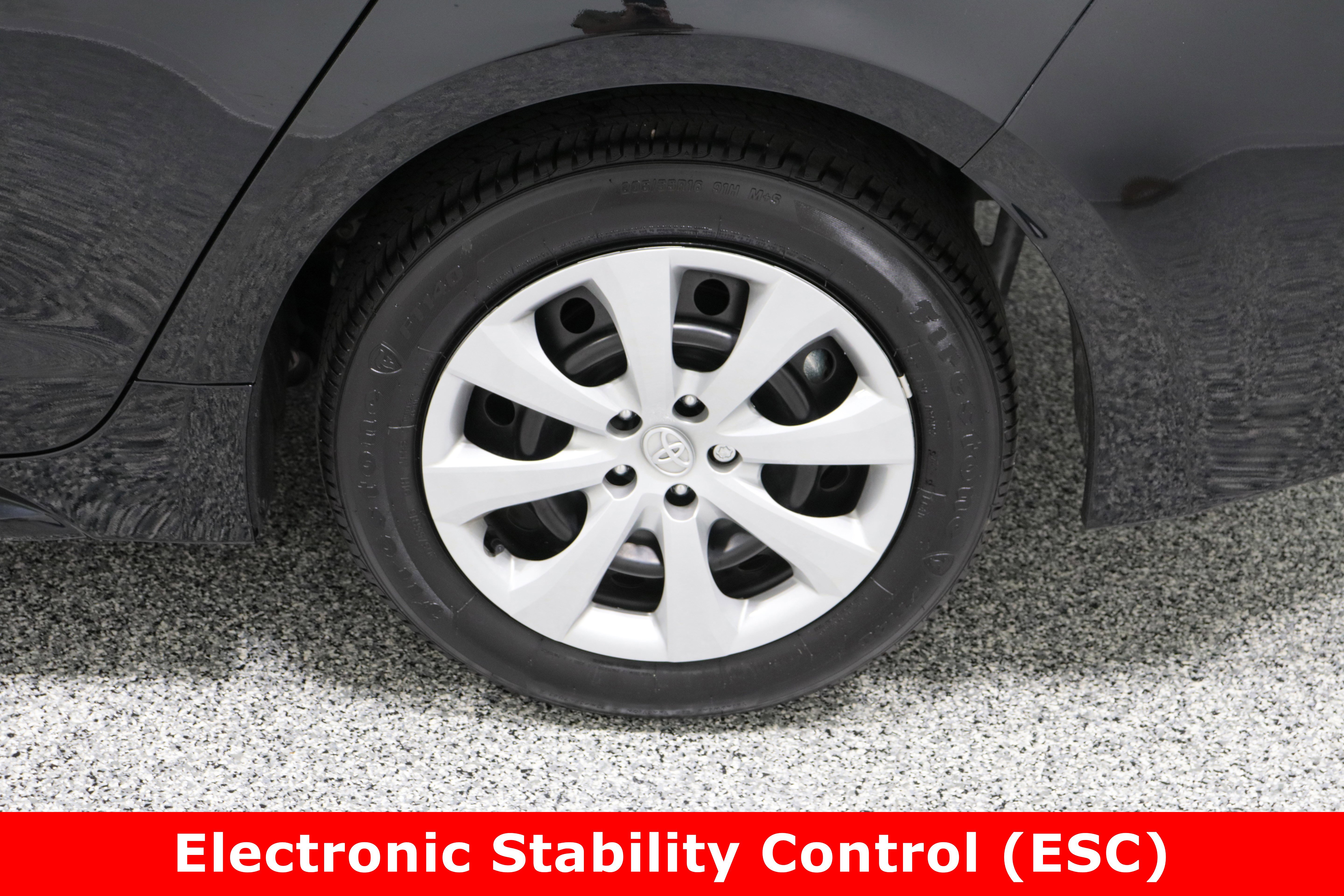 Certified 2025 Toyota Corolla LE image 10