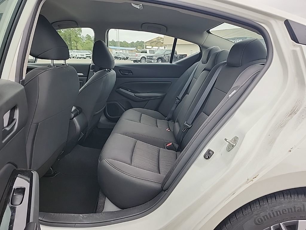 Used 2023 Nissan Altima 2.5 SV FWD image 20