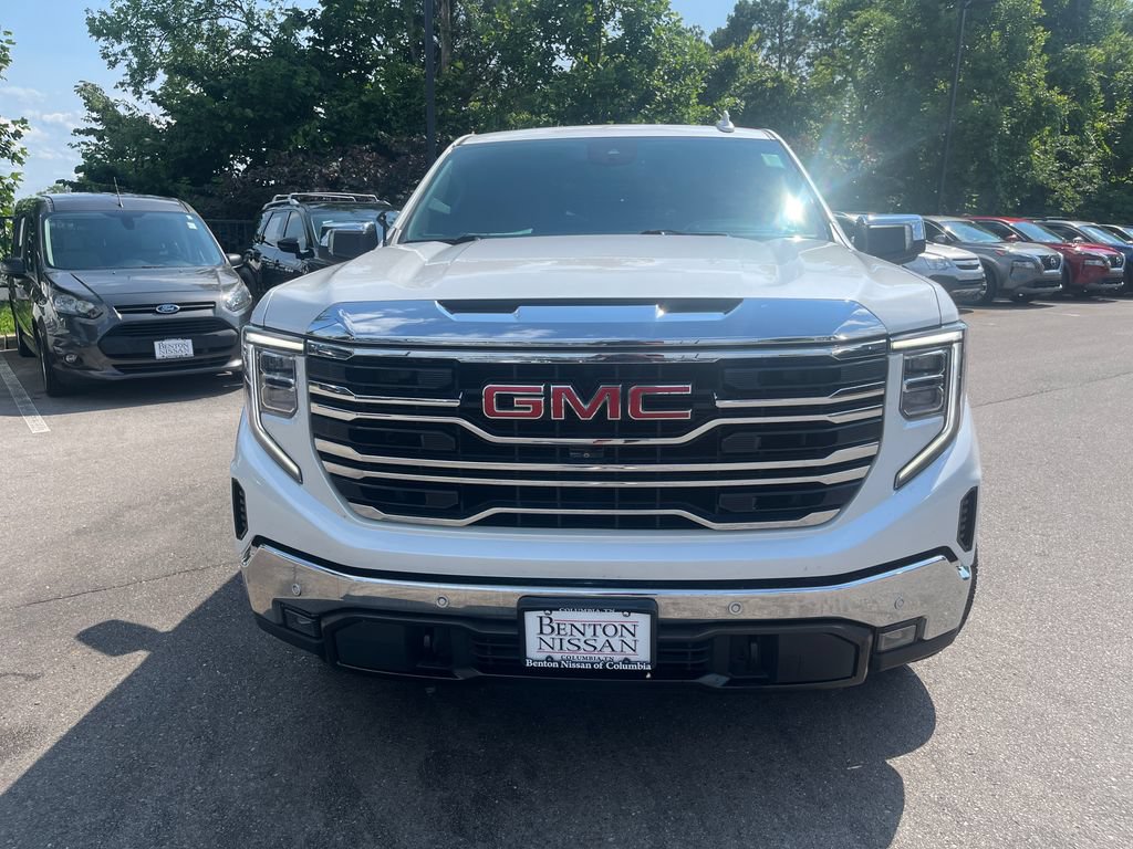 Used 2022 GMC Sierra 1500 SLT AWD/4WD image 36