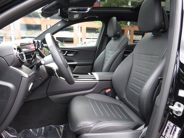Used 2026 Mercedes-Benz GLC 300 4MATIC image 20