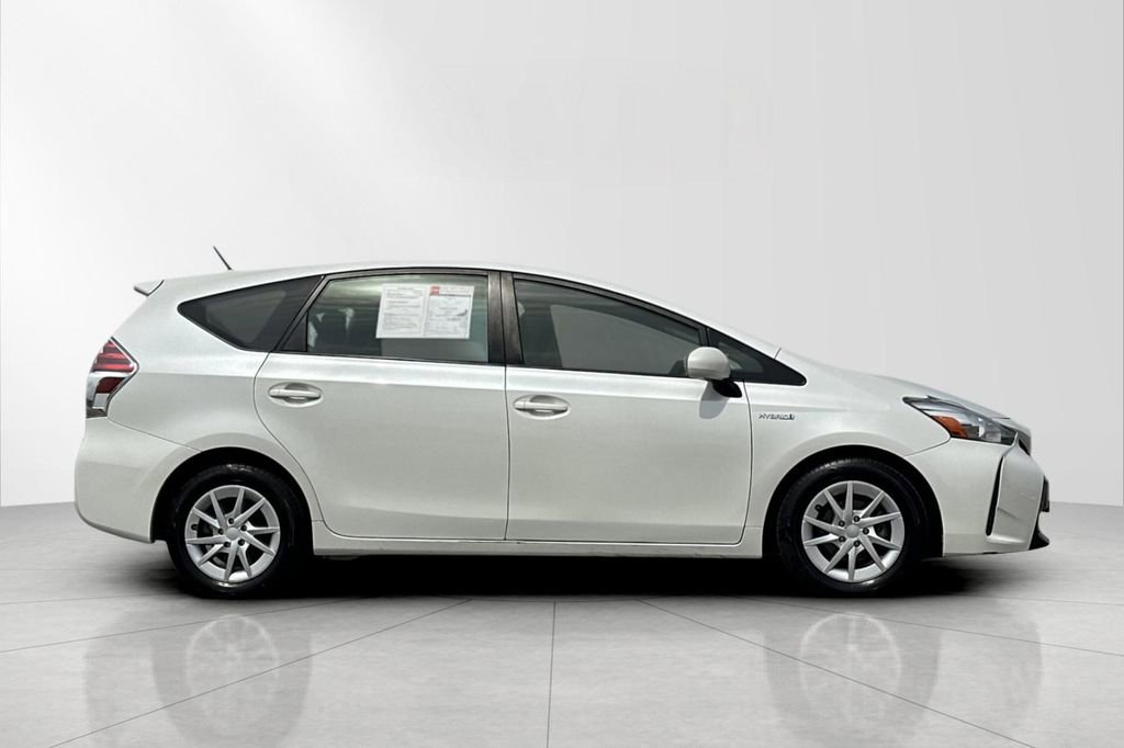 Used 2016 Toyota Prius V Two FWD image 7