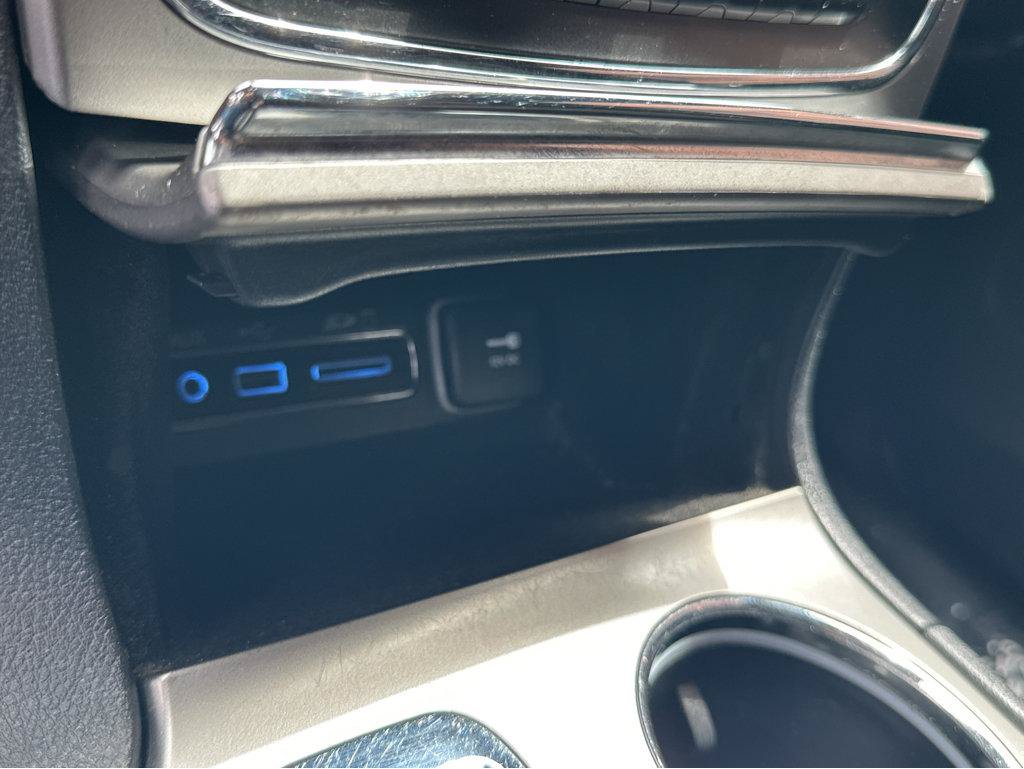 Used 2017 Jeep Grand Cherokee Altitude AWD/4WD image 27