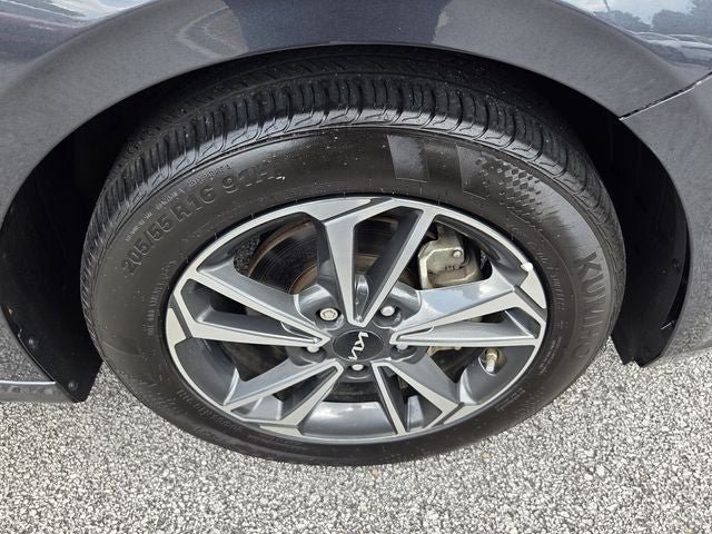 Used 2024 Kia Forte LXS FWD image 10
