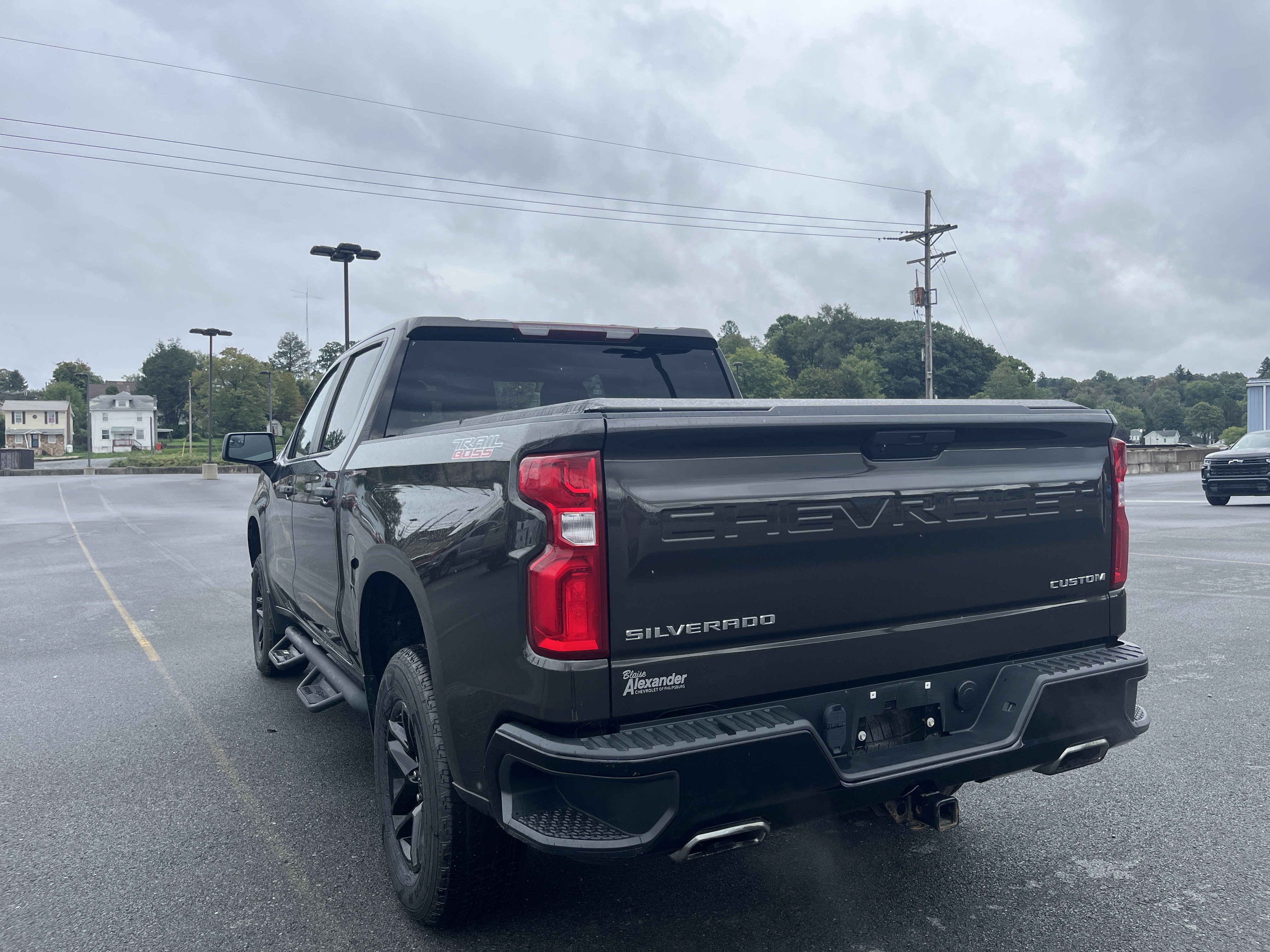 Used 2021 Chevrolet Silverado 1500 Custom Trail Boss AWD/4WD image 4