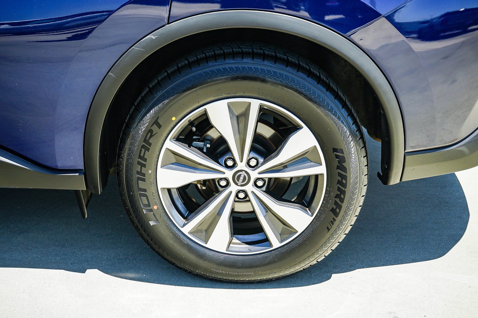 Used 2023 Nissan Murano S AWD/4WD image 11