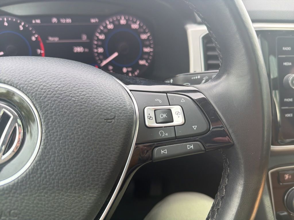 Used 2018 Volkswagen Atlas SEL Premium image 16