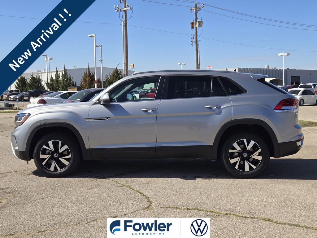 Used 2022 Volkswagen Atlas Cross Sport SE image 4