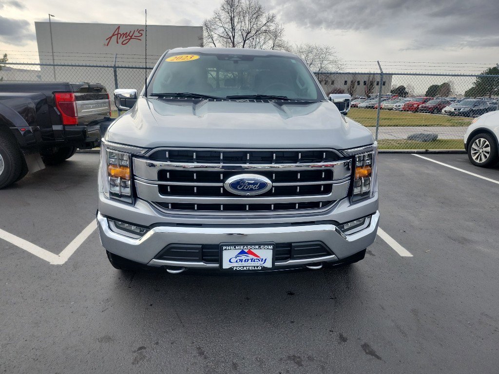 Used 2023 Ford F150 Lariat w/ Trailer Tow Package image 4