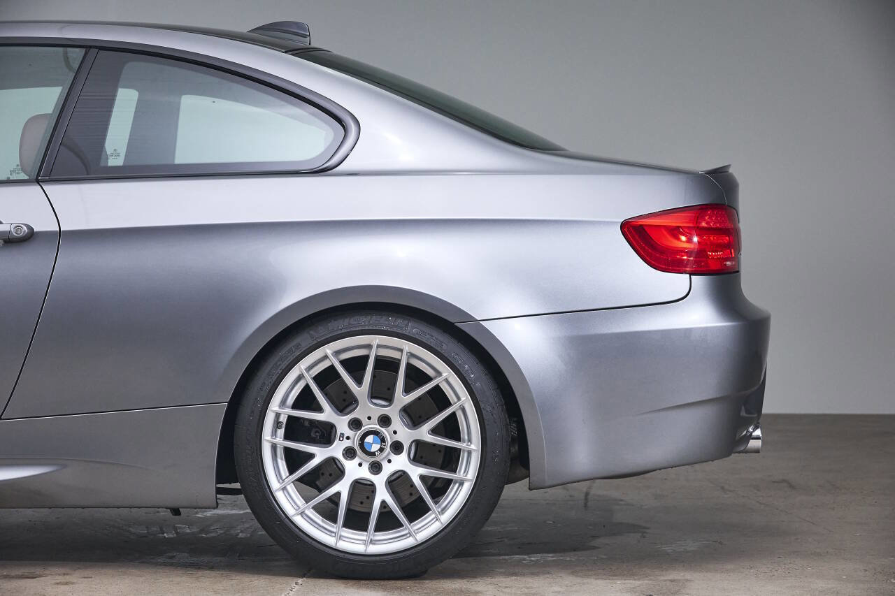 Used 2011 BMW M3 Coupe RWD image 30