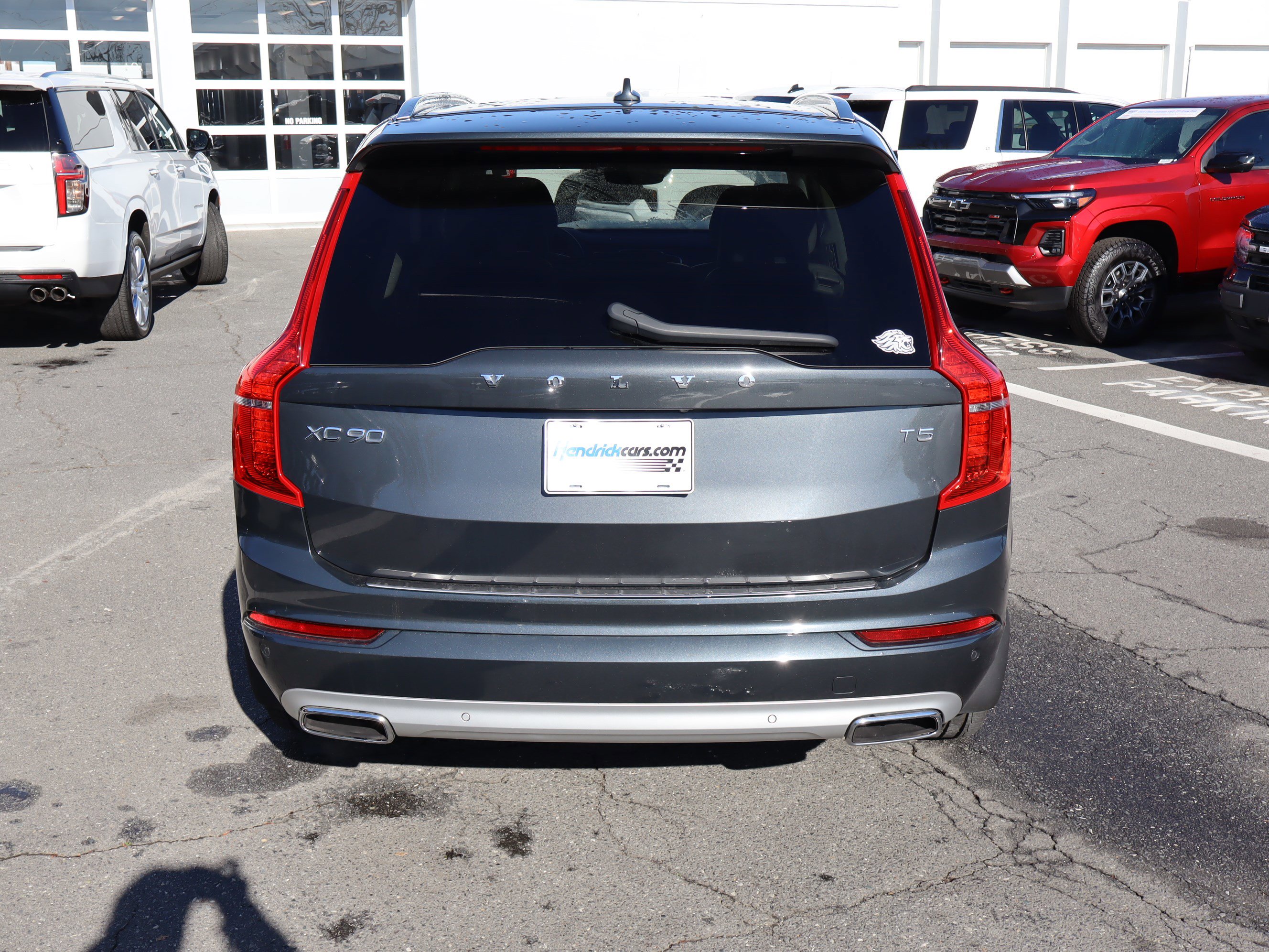Used 2021 Volvo XC90 T5 Momentum w/ Advanced Package image 9