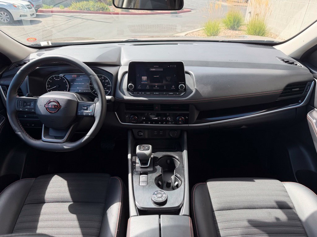 Used 2026 Nissan Rogue SV AWD/4WD image 13