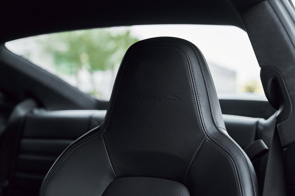 Used 2021 Porsche 911 Turbo S image 38