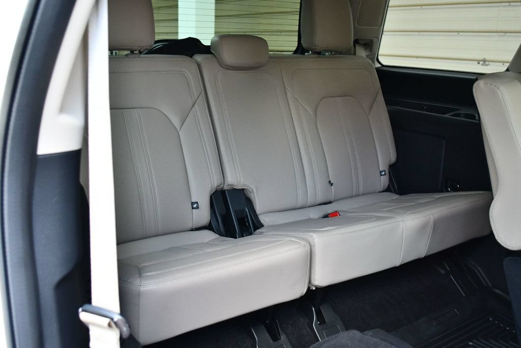 Used 2022 Ford Expedition Limited AWD/4WD image 21
