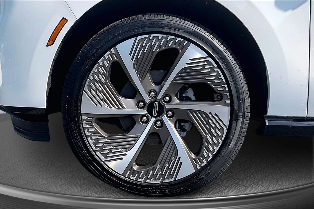 New 2027 Lincoln Navigator L Black Label AWD/4WD image 13