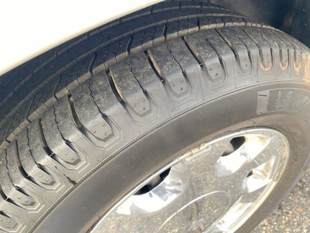 Used 2000 Cadillac De Ville Base w/ Comfort/Convenience Pkg image 20