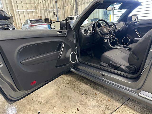 Used 2018 Volkswagen Beetle 2.0T Coast image 23