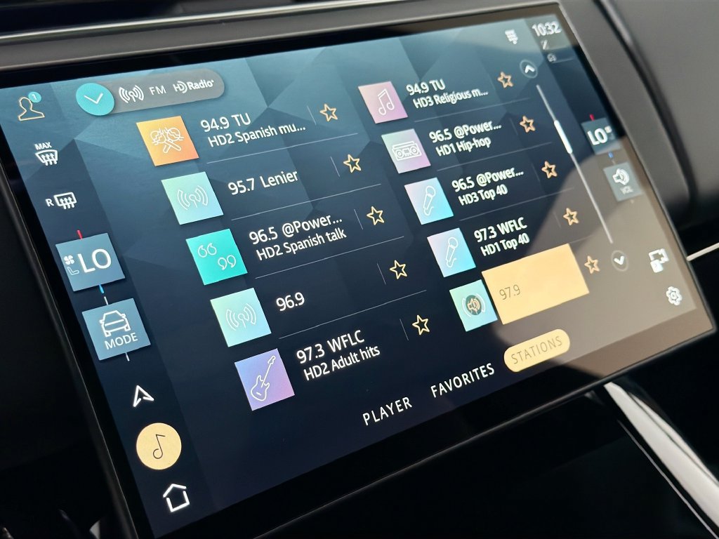 New 2026 Land Rover Range Rover Sport Dynamic SE AWD/4WD image 15