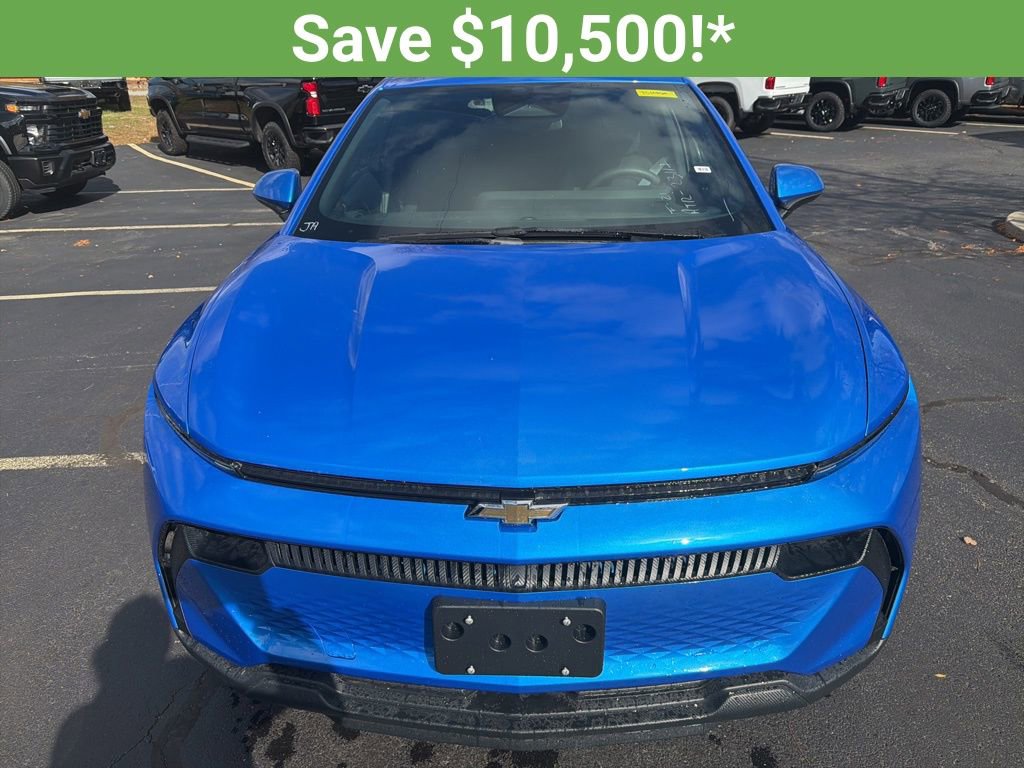 New 2026 Chevrolet Equinox EV LT image 2