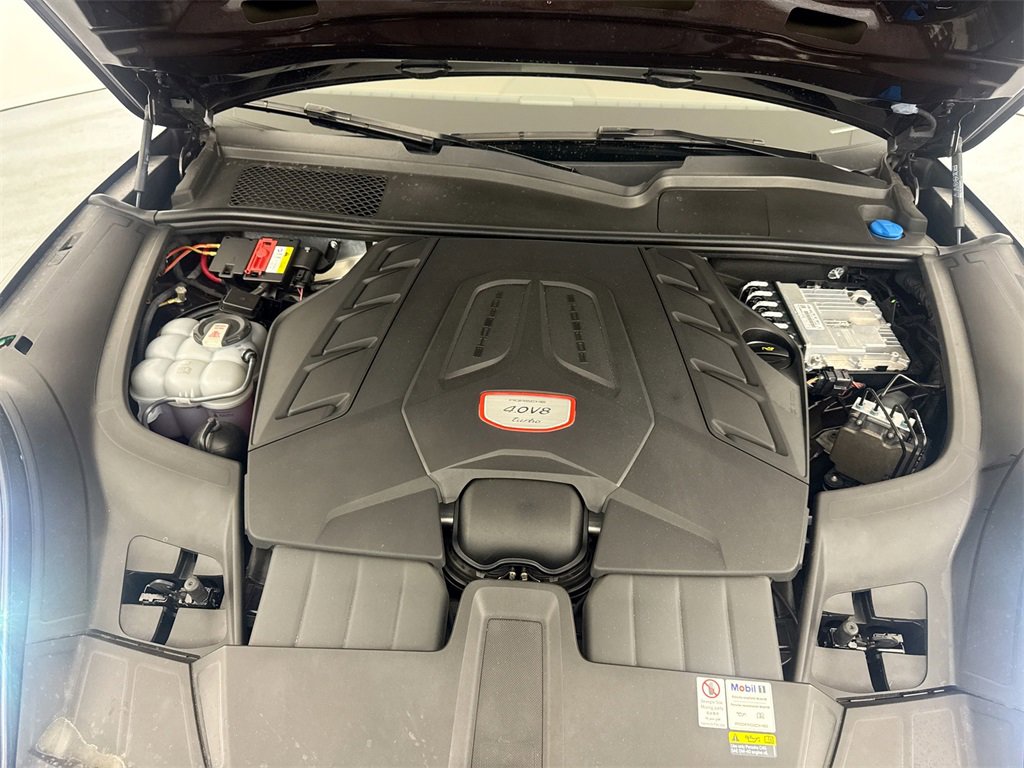Used 2022 Porsche Cayenne Turbo image 29