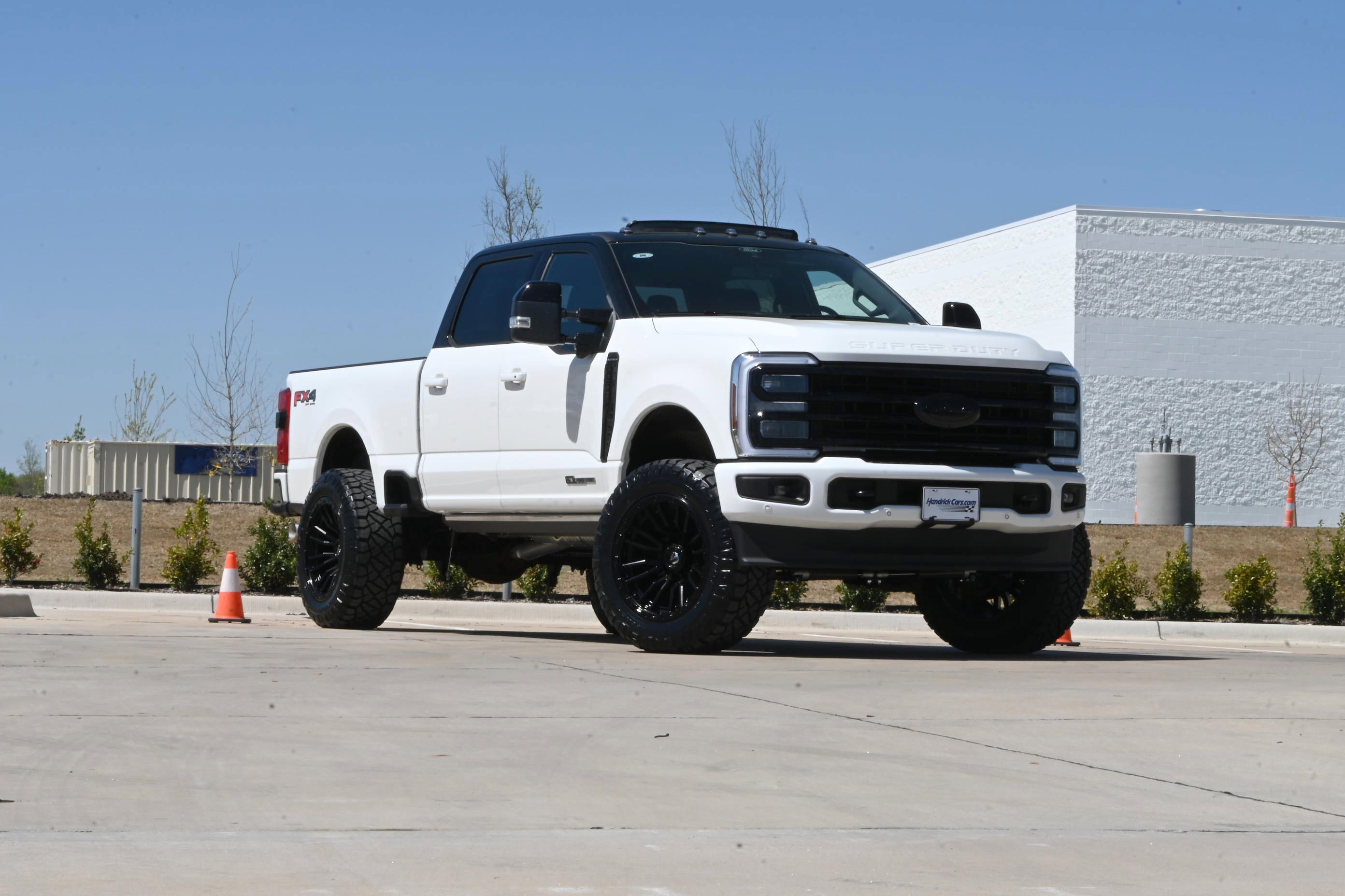 Used 2025 Ford F250 Platinum image 2