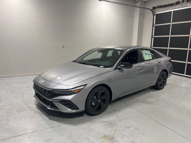 New 2026 Hyundai Elantra Sport image 3