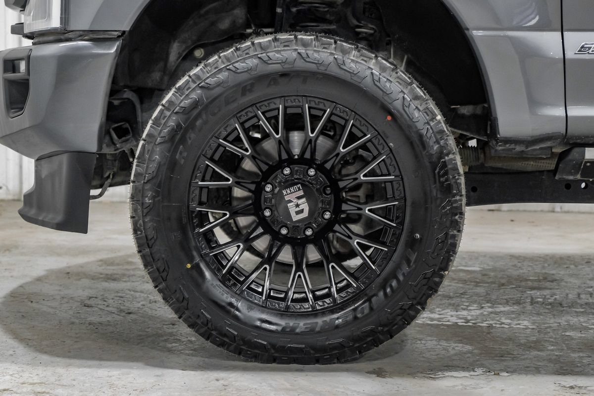 Used 2022 Ford F250 Platinum w/ FX4 Off-Road Package AWD/4WD image 64