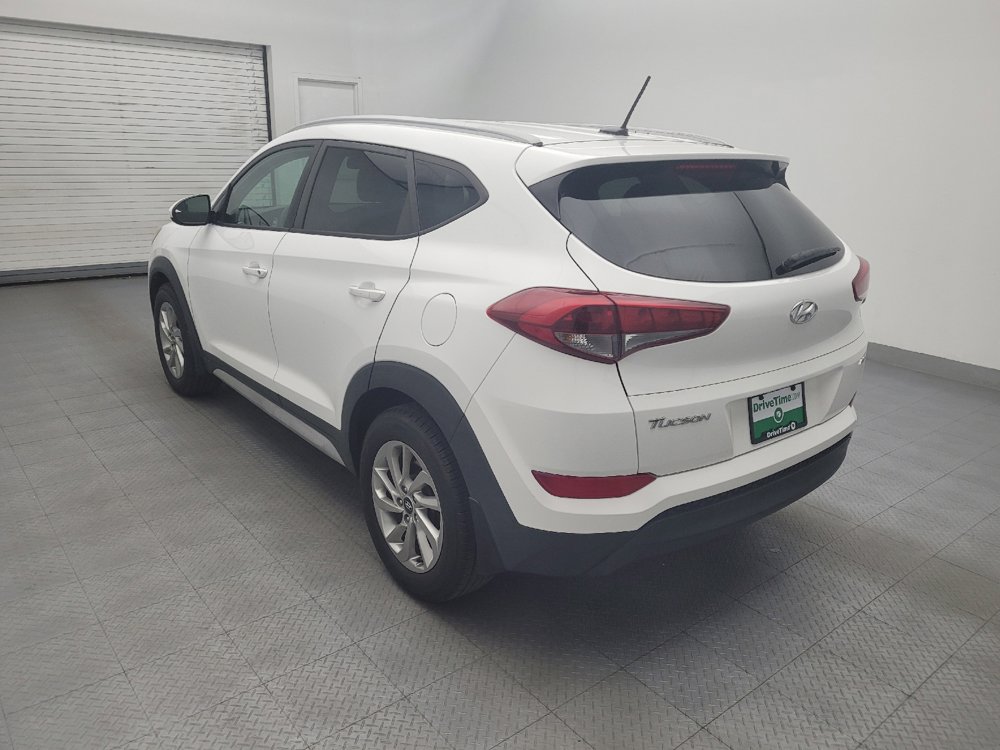 Used 2017 Hyundai Tucson SE AWD/4WD image 5
