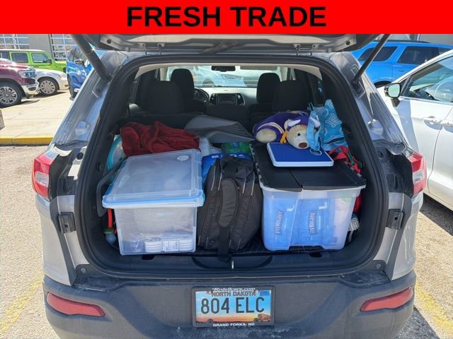 Used 2015 Jeep Cherokee Latitude w/ Comfort/Convenience Group image 10