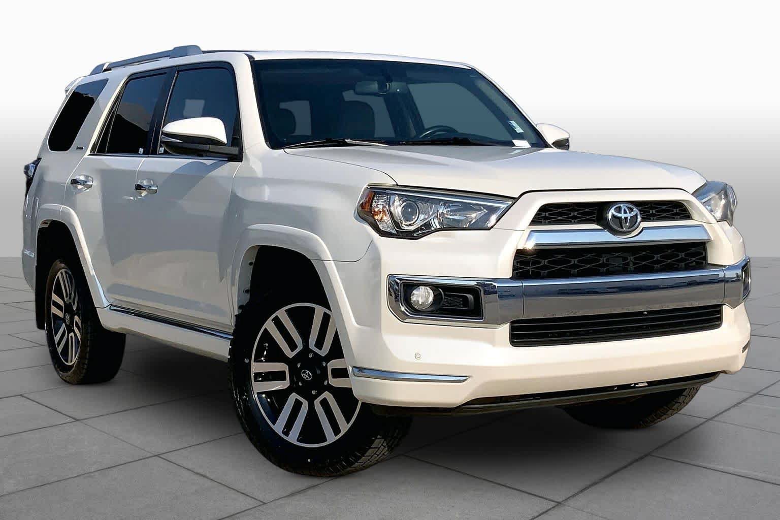 Used 2015 Toyota 4Runner Limited AWD/4WD image 3