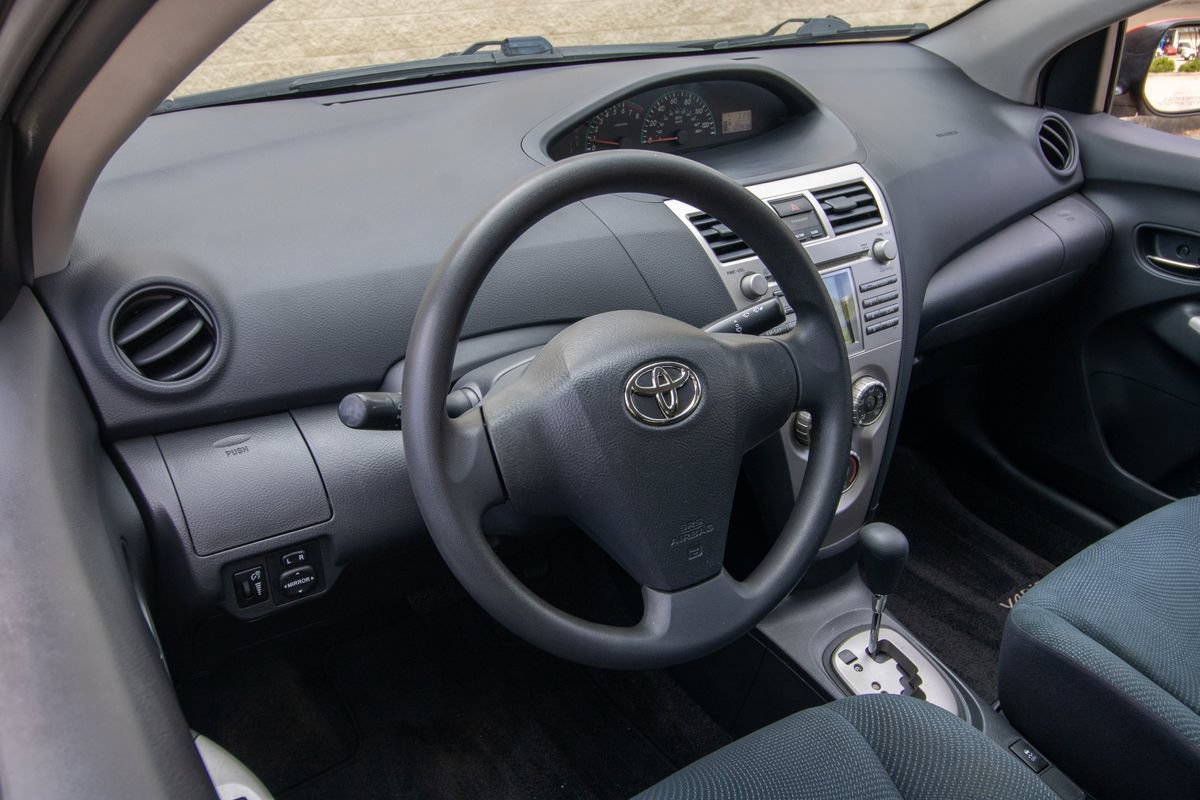 Used 2010 Toyota Yaris Sedan FWD image 12