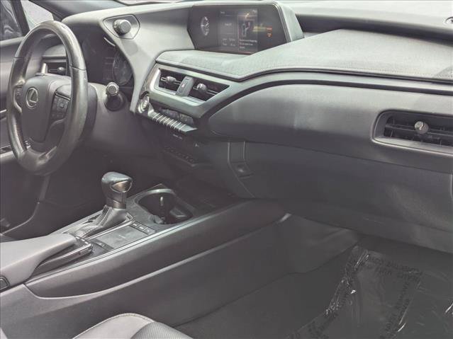 Used 2021 Lexus UX 200 w/ Premium Package FWD image 20