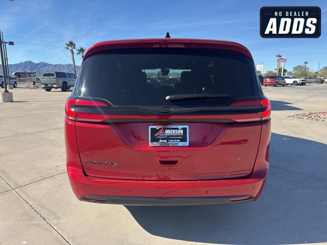 New 2026 Chrysler Pacifica Select w/ S Appearance Package FWD image 4