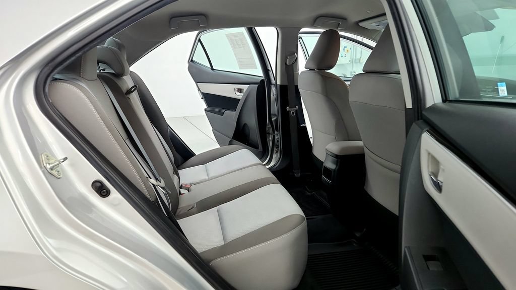 Certified 2019 Toyota Corolla LE FWD image 18