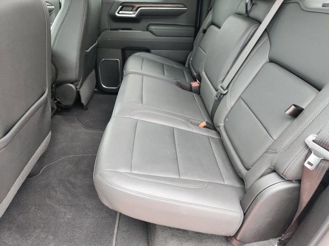 Used 2026 GMC Sierra 1500 SLT image 30