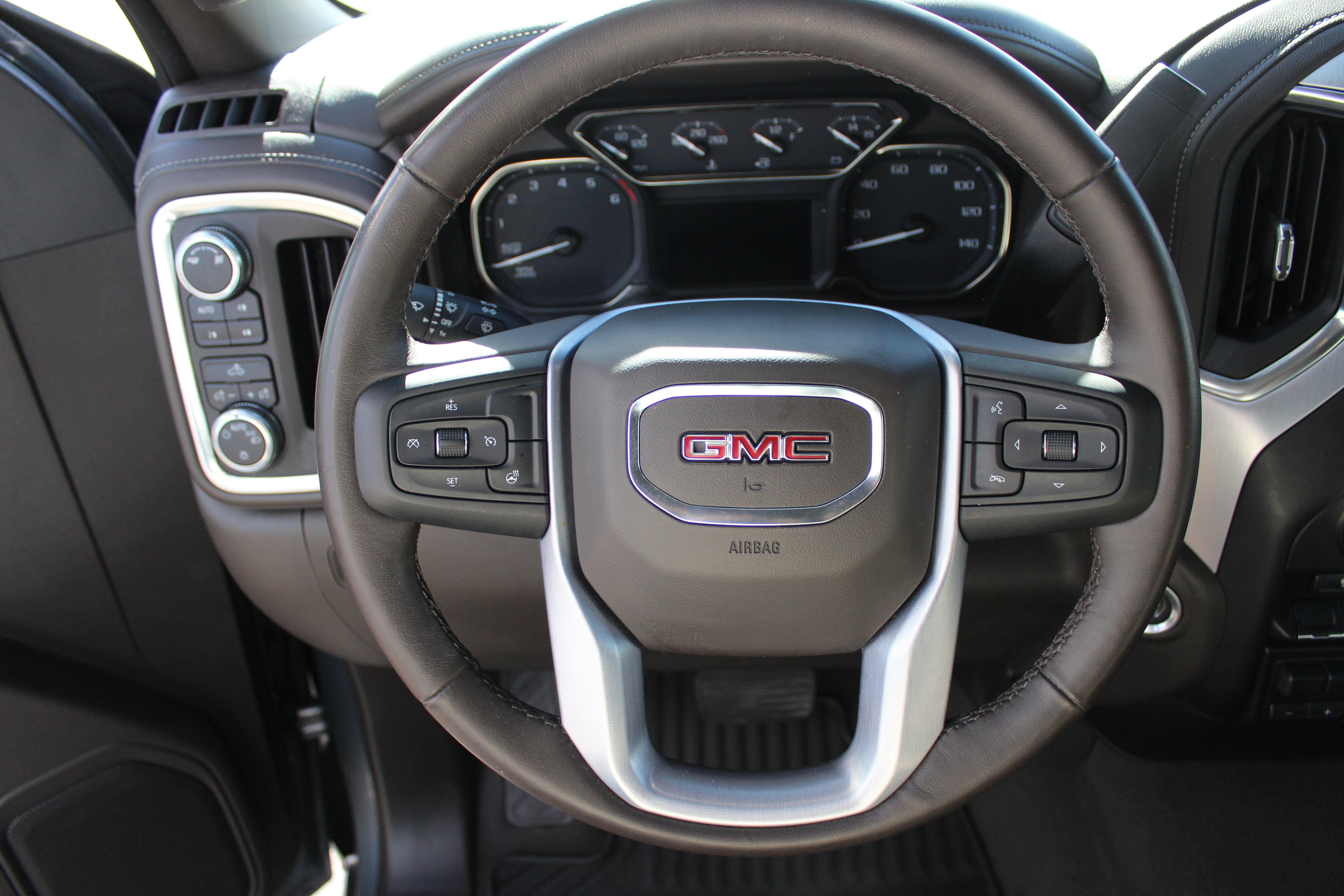 Used 2019 GMC Sierra 1500 SLE w/ SLE Value Package image 18