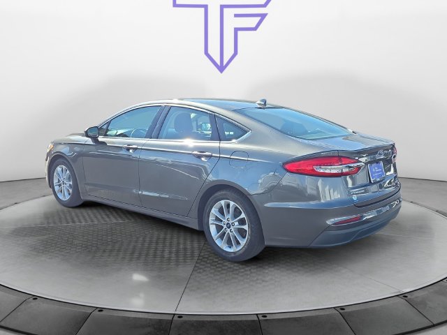 Certified 2019 Ford Fusion SE FWD image 4