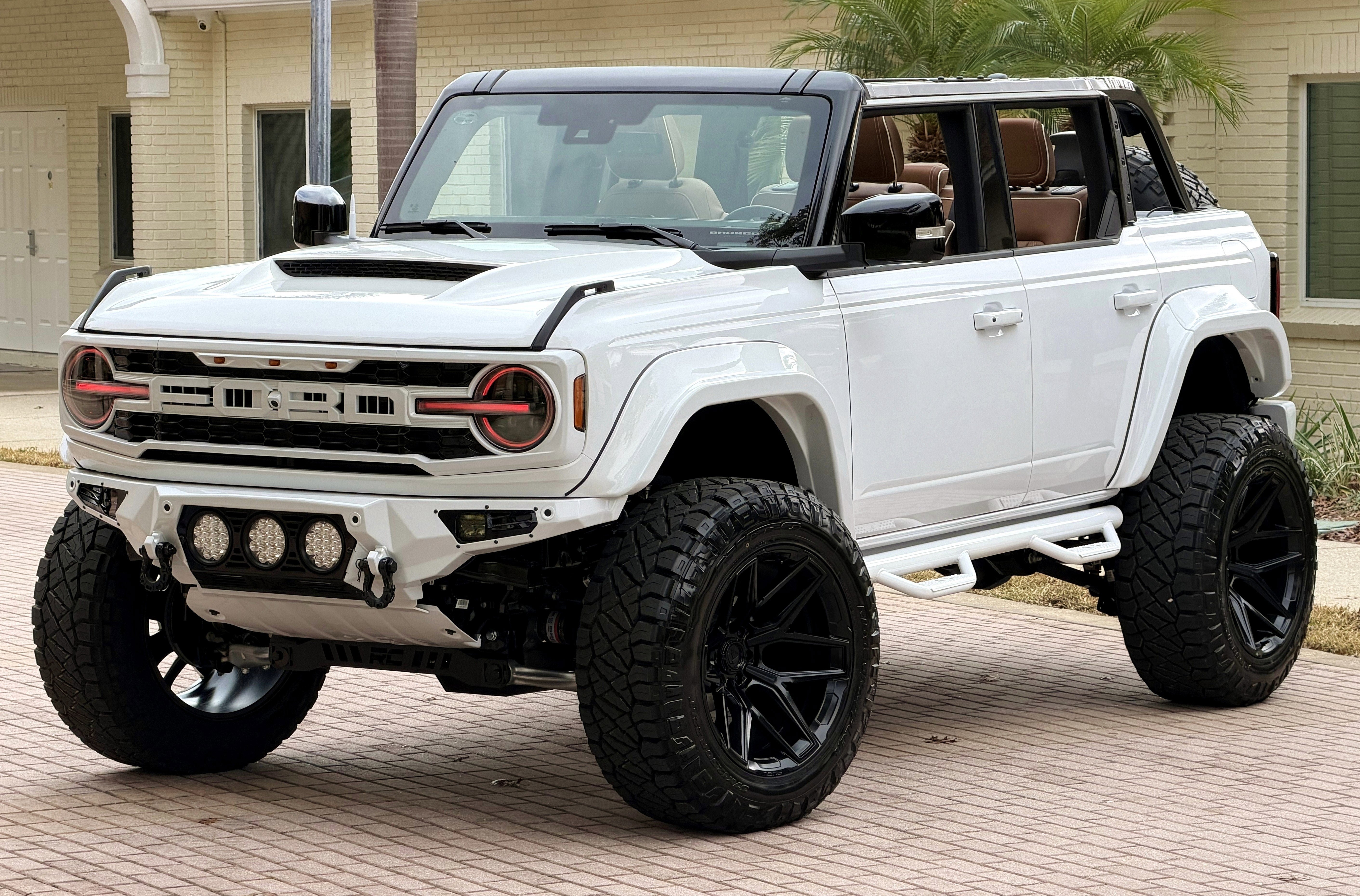 Used 2026 Ford Bronco Outer Banks AWD/4WD image 16