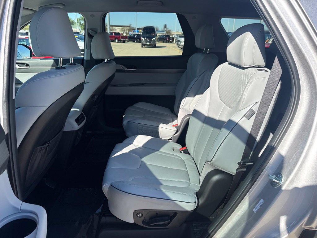 Used 2025 Hyundai Palisade SEL AWD/4WD image 19