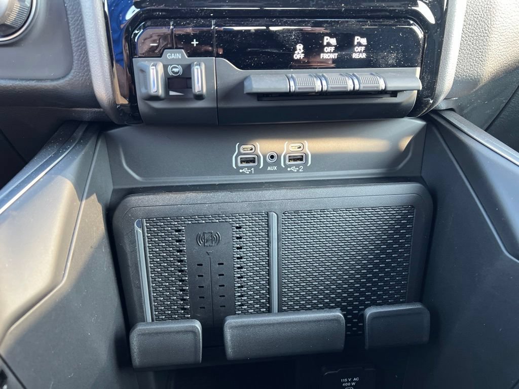 New 2026 RAM 1500 Big Horn AWD/4WD image 19